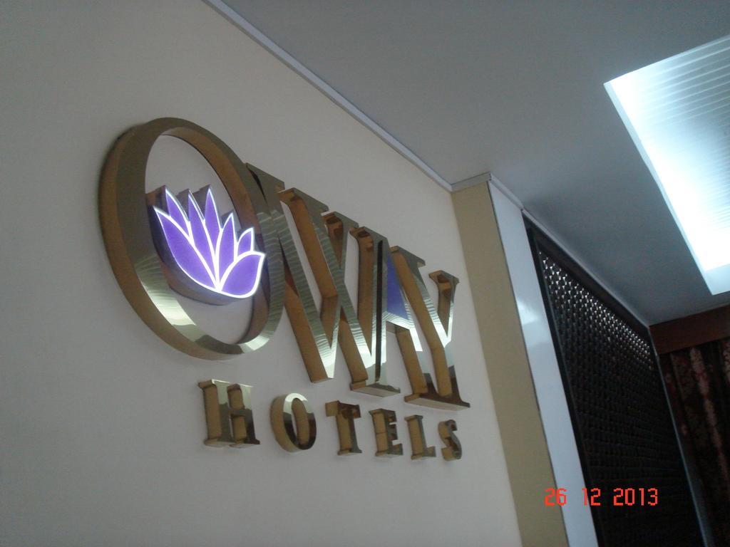 Oway Grand Hotel Mandalaj Kültér fotó