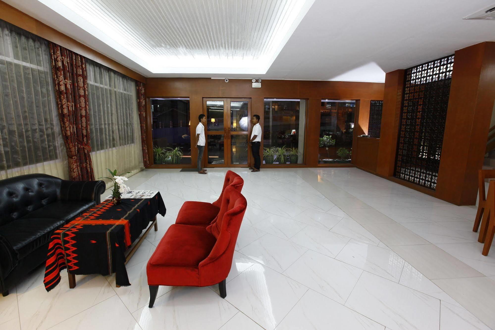 Oway Grand Hotel Mandalaj Kültér fotó