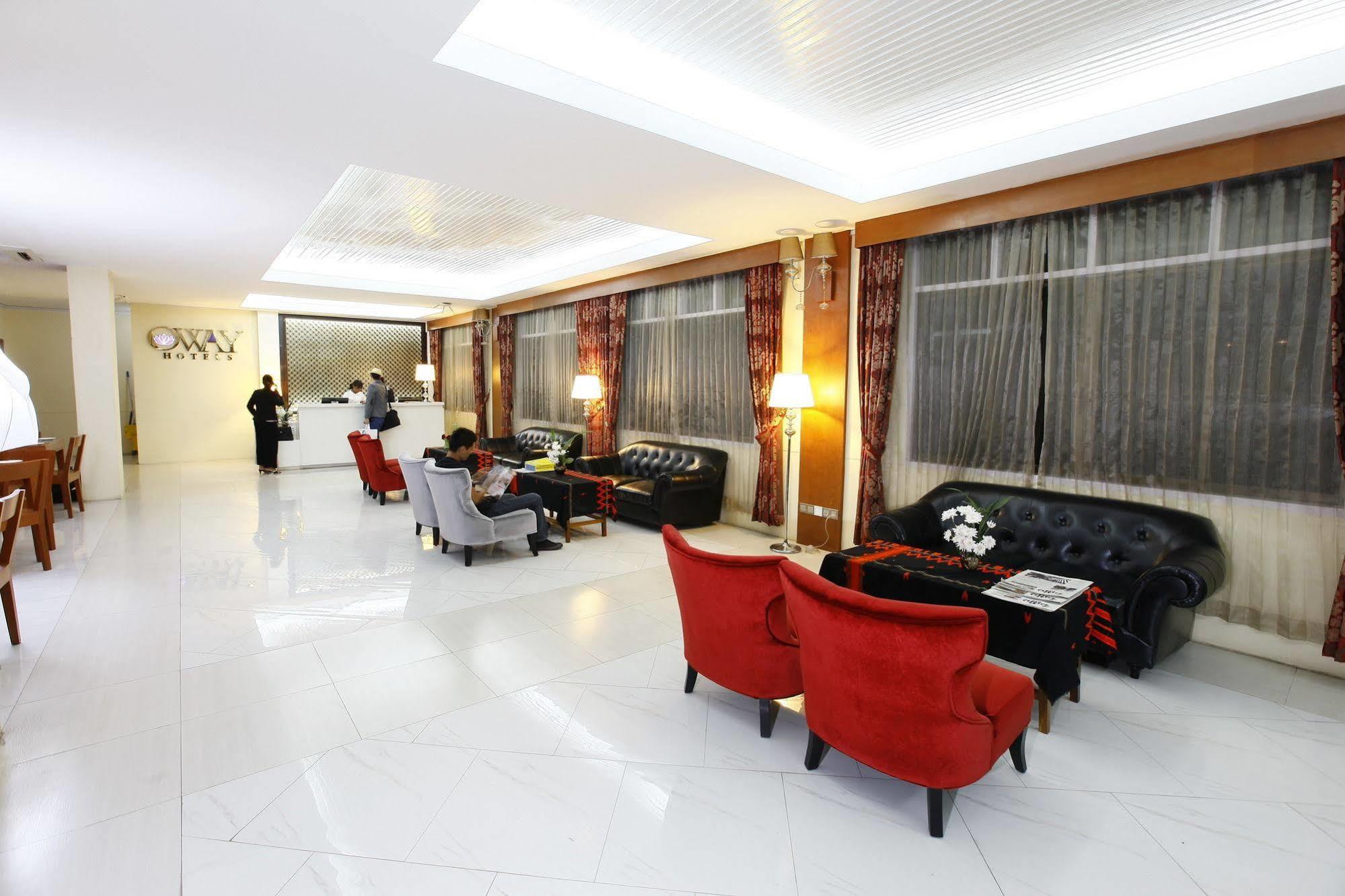 Oway Grand Hotel Mandalaj Kültér fotó