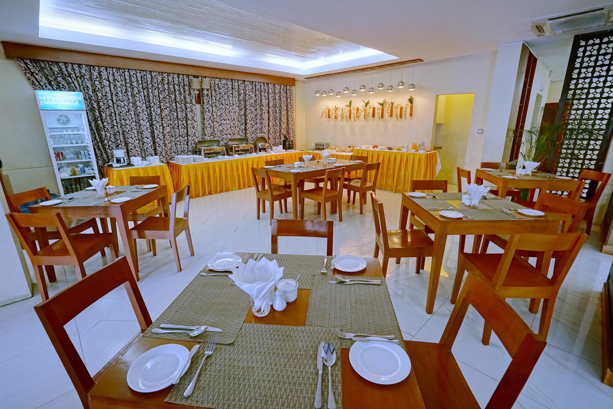 Oway Grand Hotel Mandalaj Kültér fotó